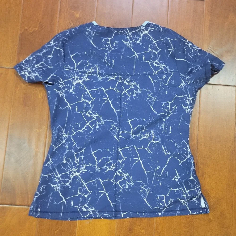 BUNDLE WOMENS SCRUB TOPS-6 TOPS FOR 1 PRICE-BUNDLE 6 SCRUB TOPS-1 PRICE-DEAL!!! - Picture 10 of 16